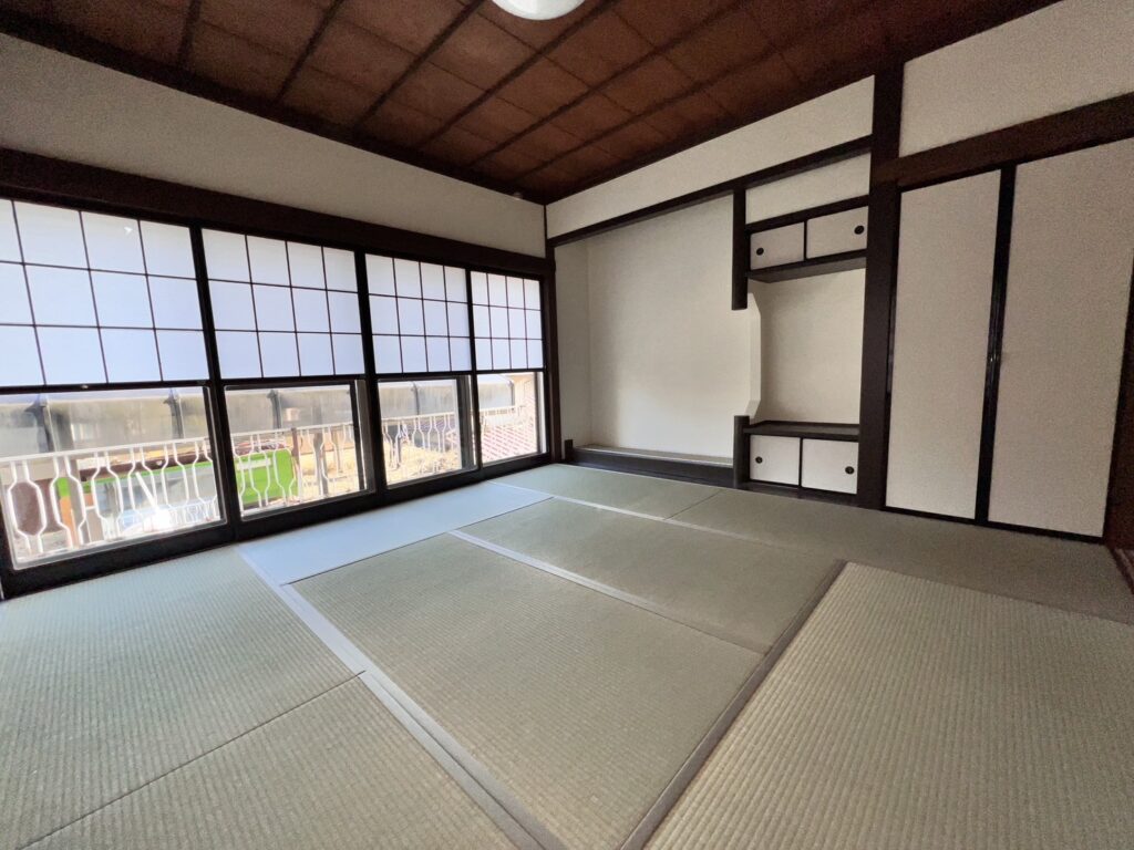東栄町戸建
