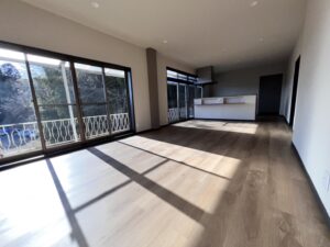 東栄町戸建