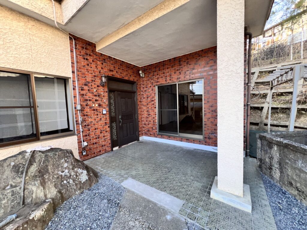 東栄町戸建