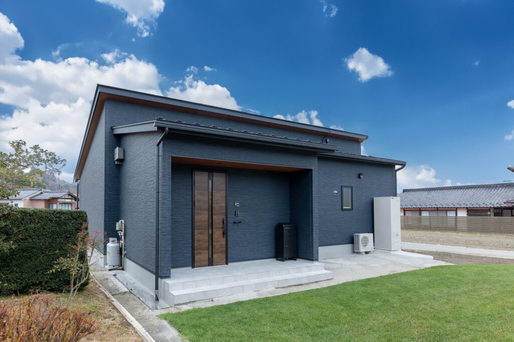 収納上手な子育て世代の平屋