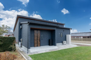 収納上手な子育て世代の平屋