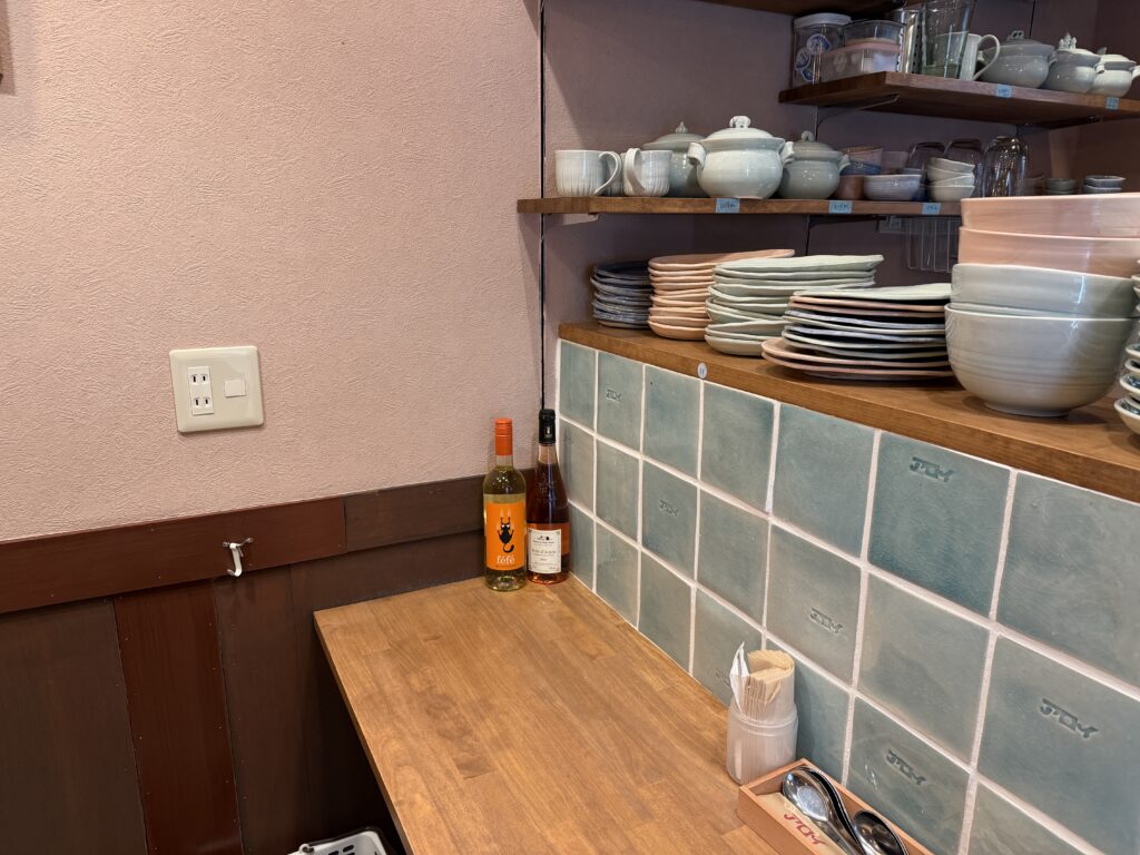 『タイの風を感じる新しい空間へ』